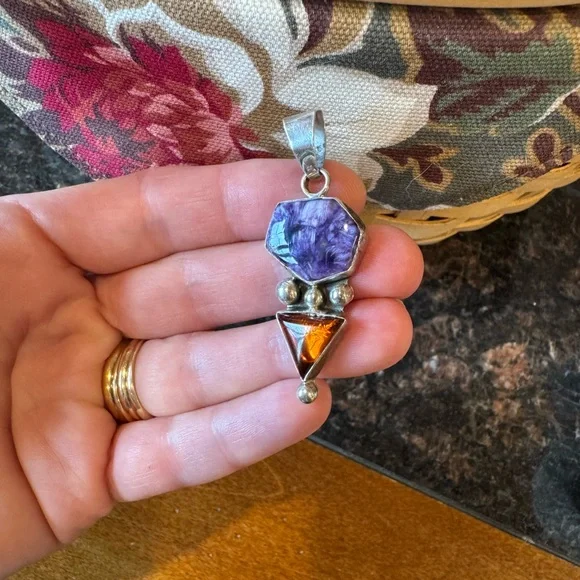 Vintage Navajo Artisan Thomas Francisco Sterling Silver Charoite Amber Pendant. - Picture 6 of 16